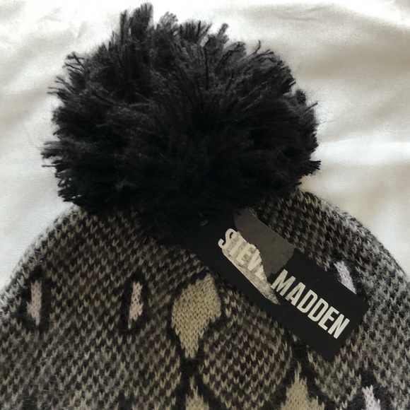 Steve Madden Snake Print & Neon Beanie Pom Hat - Picture 5 of 12